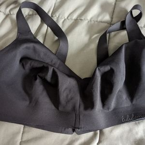 Lululemon black bra. NWOT. 36C